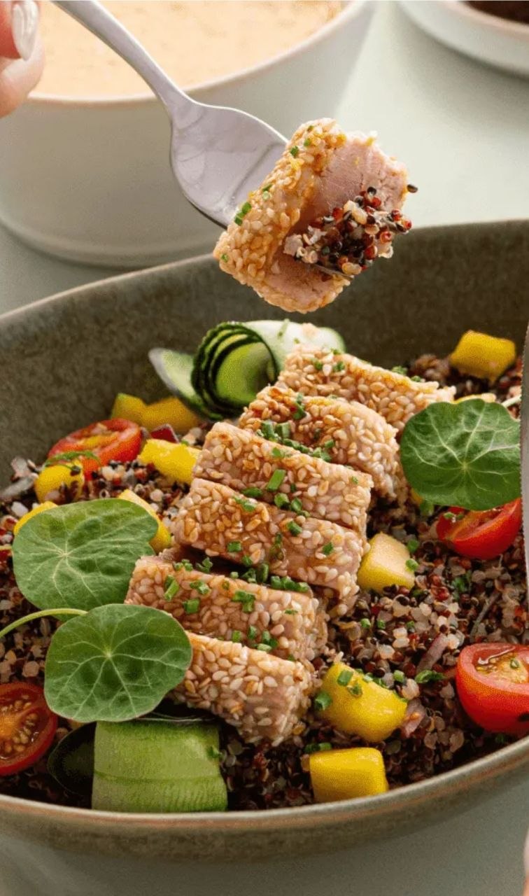 Hygge House photo 4: sesame tuna quinoa bowl